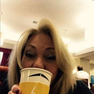 Meet your Posher, Lynn