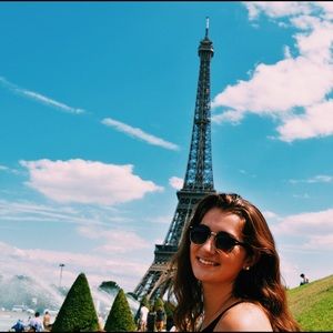 Meet your Posher, Rose