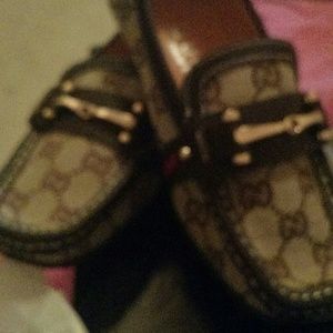 Brand new gucci shoes