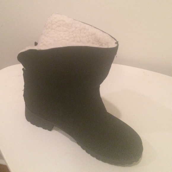 Black booties - Picture 3 of 4