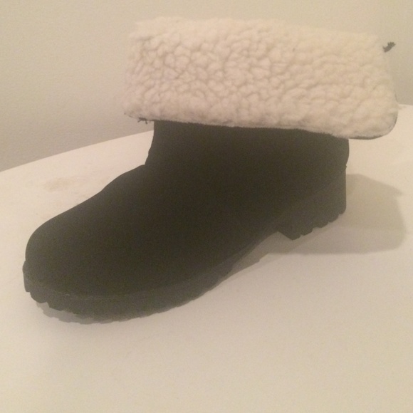 Black booties - Picture 4 of 4