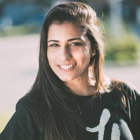 Meet your Posher, Daniela - Picture 1 of 1