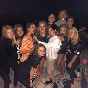 Meet your Posher, Emma