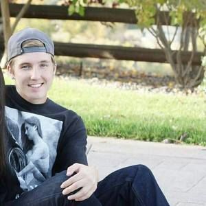 Meet your Posher, Cole