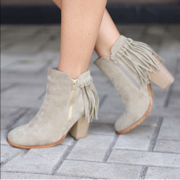Shoes - Booties size 7!💜
