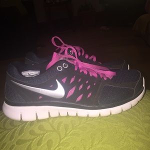 Nike flex running shoe