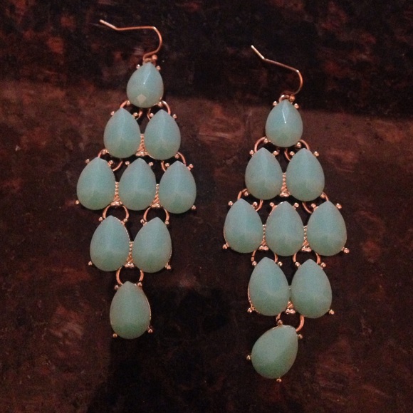 Mint dangle earrings