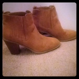 Aeropostale booties