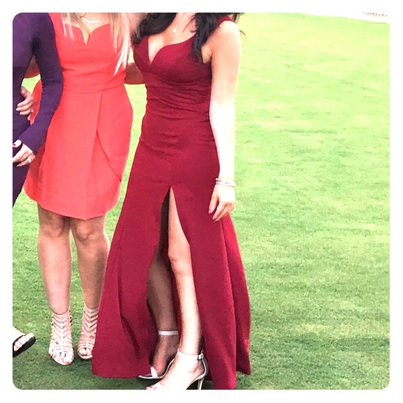 Wine red Women dress tight split