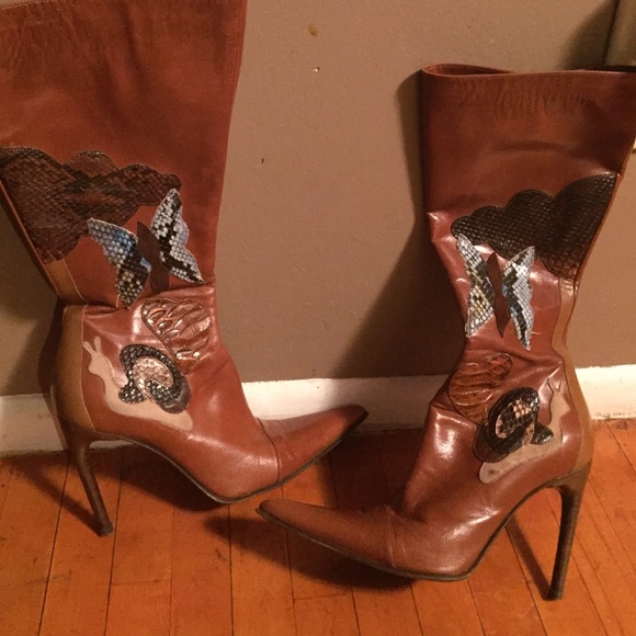 Boots - Picture 1 of 4