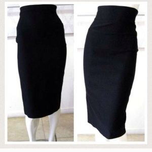 High waist tight fitting skirt