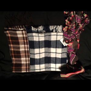 Plaid scarf bundle