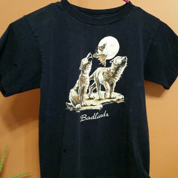 Vintage Wolf Tee