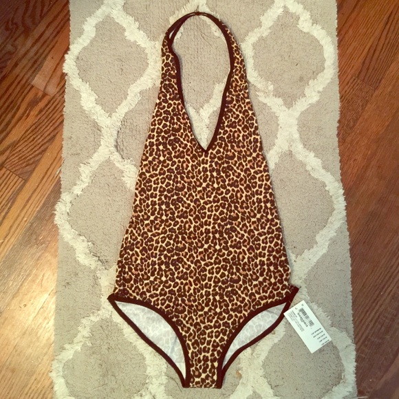 Leopard print leotard💕