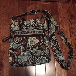 Vera Bradley crossbody purse