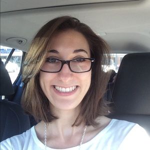 Meet your Posher, Alexandra