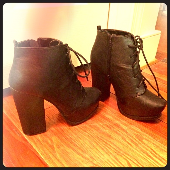 Charlotte Russe Shoes - Black Charlotte Russe chunky heels