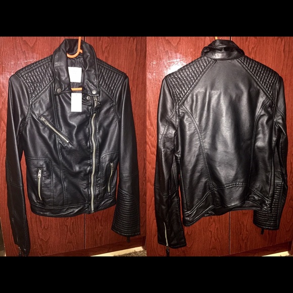 FOR SALE. FAUX LEATHER JACKET