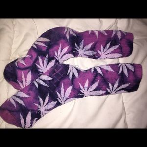 purple tie dye huf socks never worn