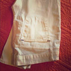 Rich and Skinny. White skinny jeans