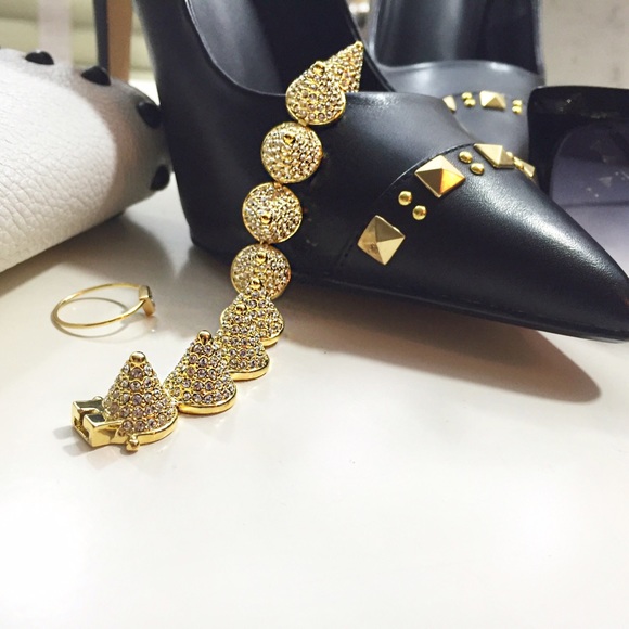 Eddie Borgo Jewelry - Eddie Borgo Pave Cone Spike Bracelet Eddie Borgo Jewelry - Eddie Borgo Pave Cone Spike Bracelet