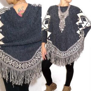 ❌Sold Out❌ Knitted Aztec poncho