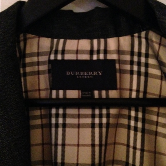 Authentic Burberry Denim Suit - Picture 2 of 6