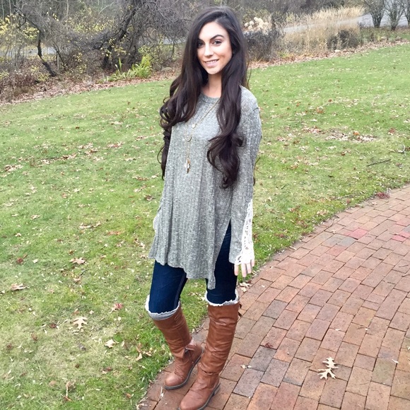 Tops - SALE!  S-L Top w/ Lace Accent