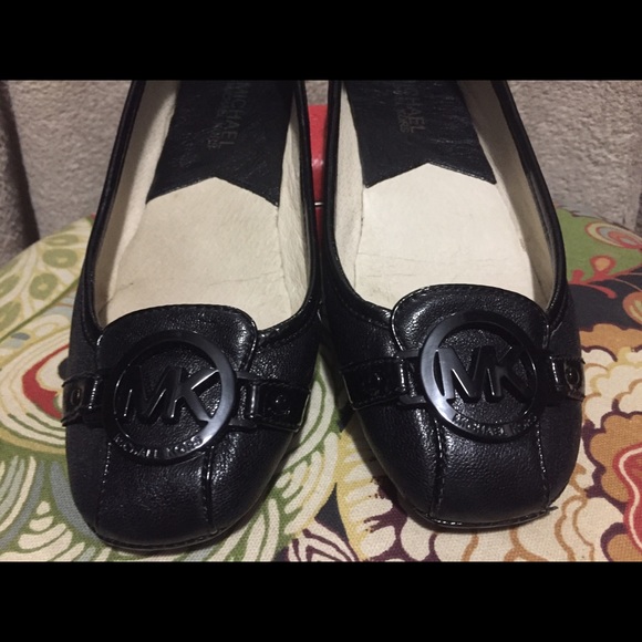 Michael Kors flats!