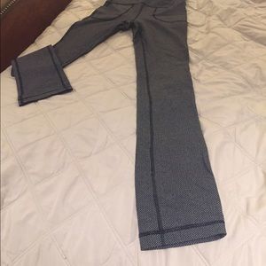 Gorgeous, never been used Lululemon long pants !