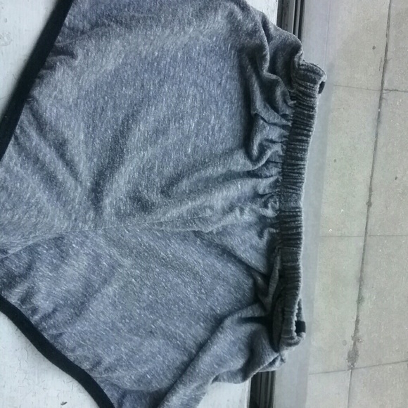 Brandy Melville Lisette Shorts