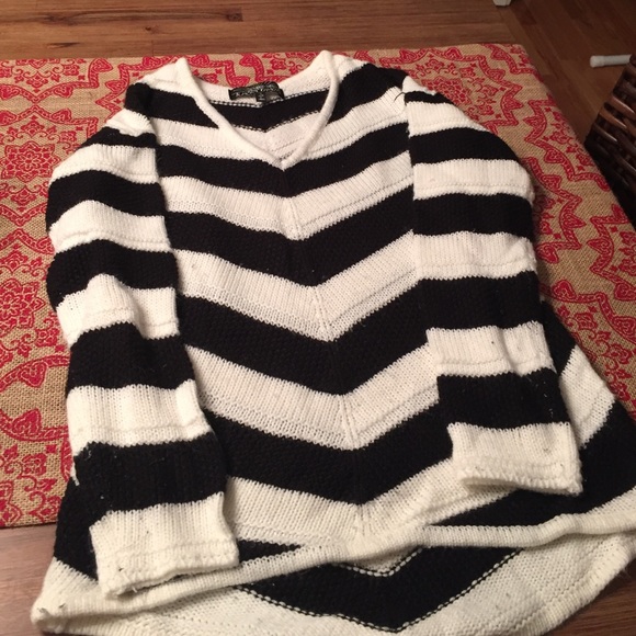 Chevron print sweater