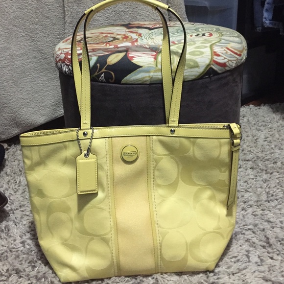 Authentic Coach purse