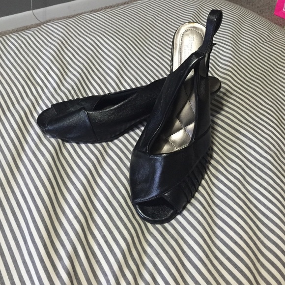 Brand new heels peep toe