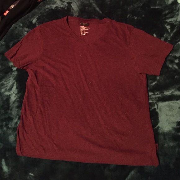 Maroon v-neck