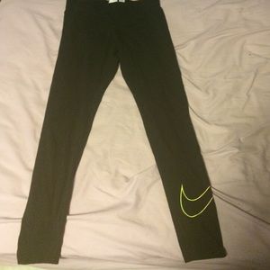 Nike leggings