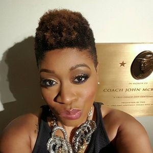 Meet your Posher, Crystle