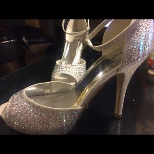 High Heel shoes