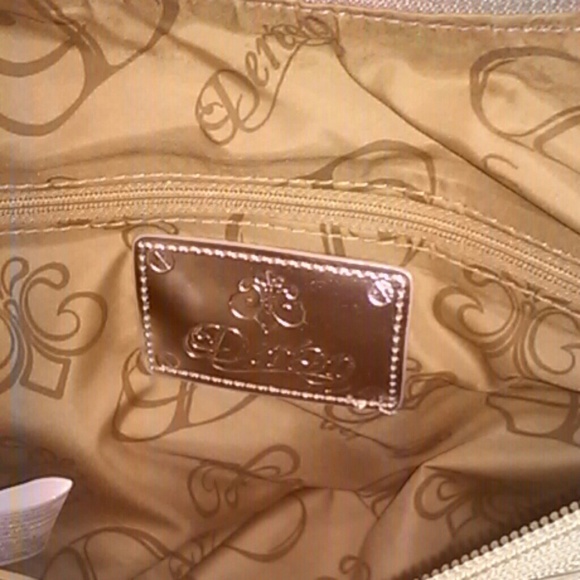 Handbag - Picture 3 of 3