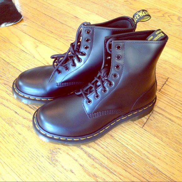 New dr martens 1460 black boot