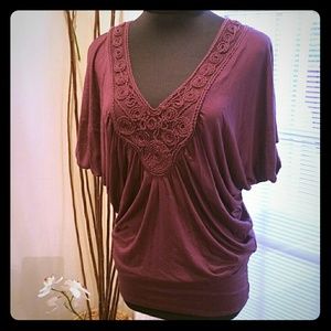Twenty One top burgundy purple small vneck lace