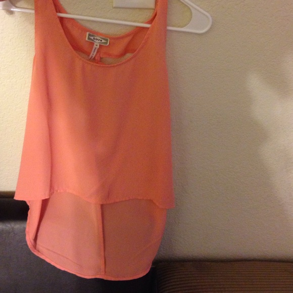 Top - Picture 2 of 3