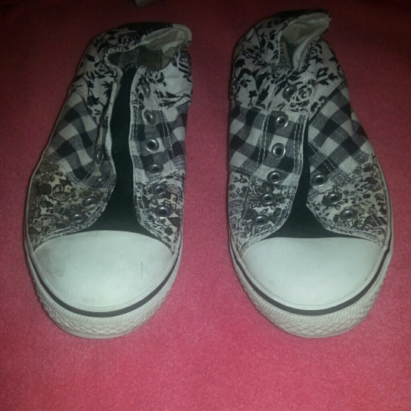 Converse Style Shoes - Picture 3 of 4
