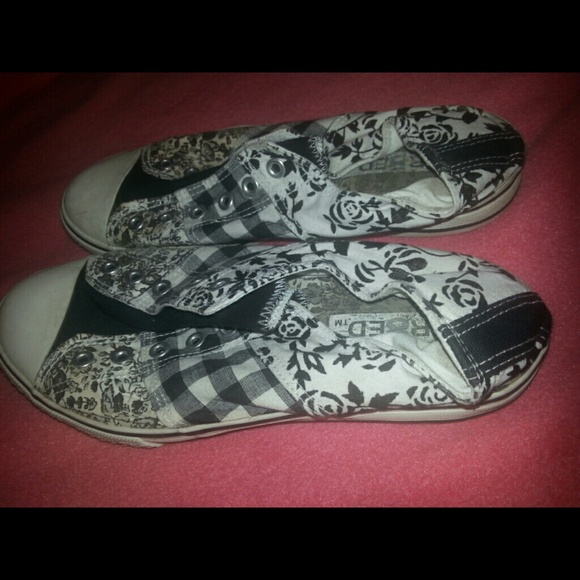 Converse Style Shoes - Picture 4 of 4