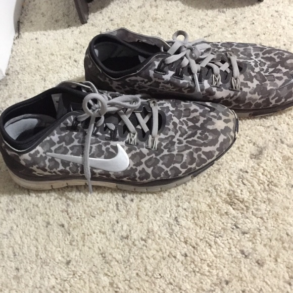 cheetah nike running shoes