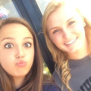 Meet your Posher, Shea