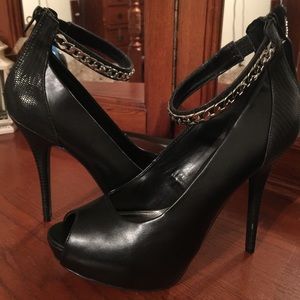 Jennifer Lopez Peep Toes