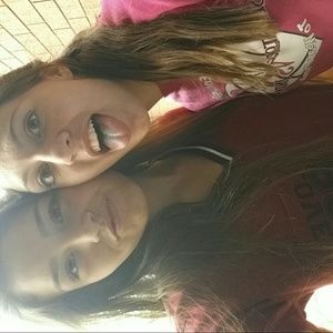 Meet your Posher, Alejandra