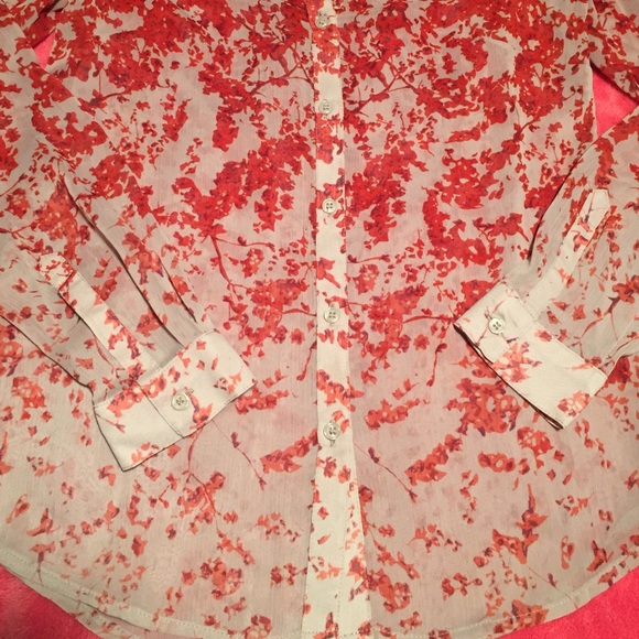 💥SALE💥The Limited cherry blossom design blouse - Picture 4 of 6