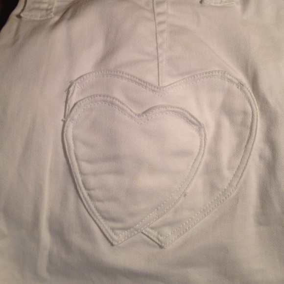 White Capri With hearts on back pockets very cute